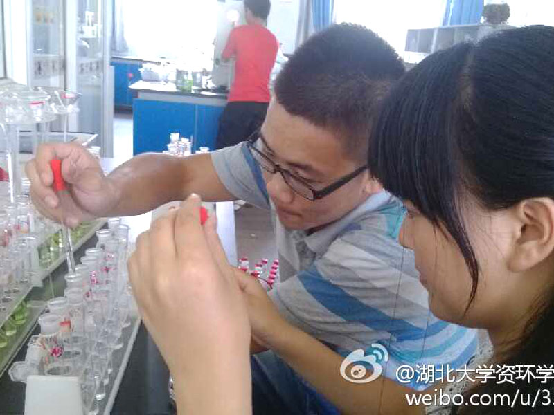 7��30�գ�������W��׷�����F꠵ĺ��ڙz�y�����M��β��ؓ؟�˽�B���@����꠆T��������ꖳ��l(f��)������Ϧꖻؼҡ��mȻ���࣬��꠆T�����ţ�Ŭ���������M���҂�������ĸ�H���������һ����׃��Խ��Խ����